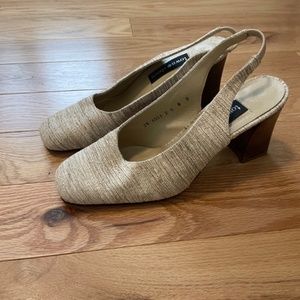 Vintage block heel sling back shoes